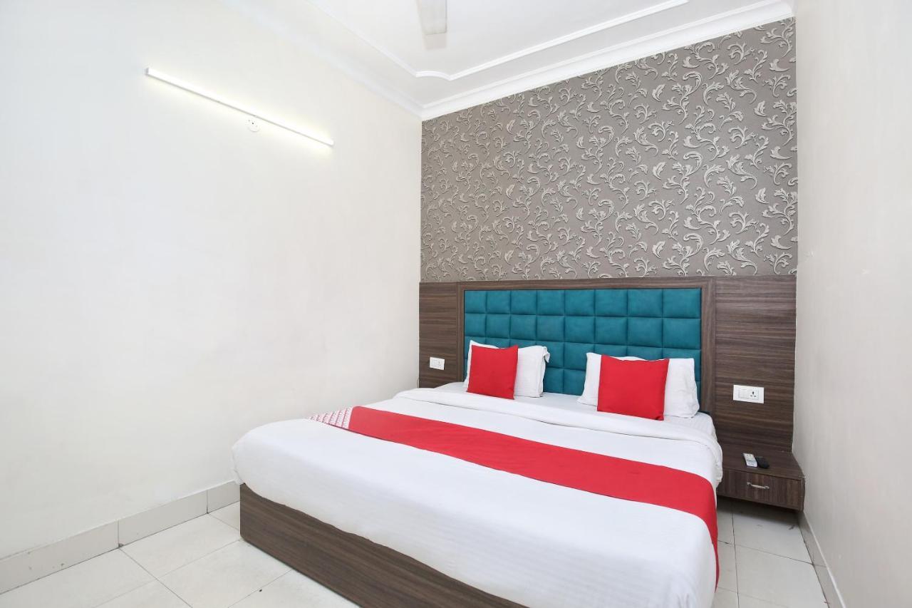 Oyo 12354 Hotel Sangreela Amritsar Eksteriør bilde
