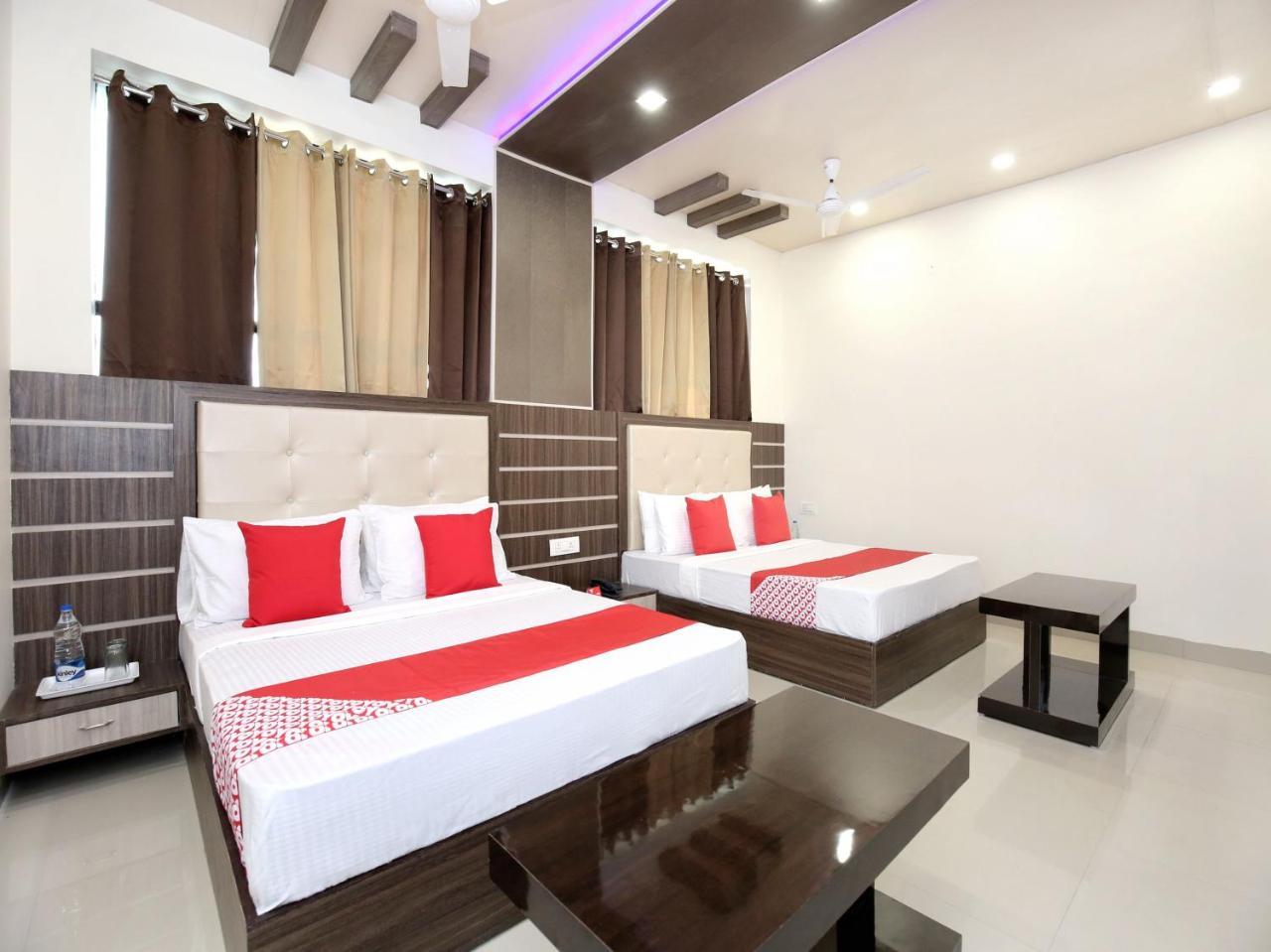 Oyo 12354 Hotel Sangreela Amritsar Eksteriør bilde