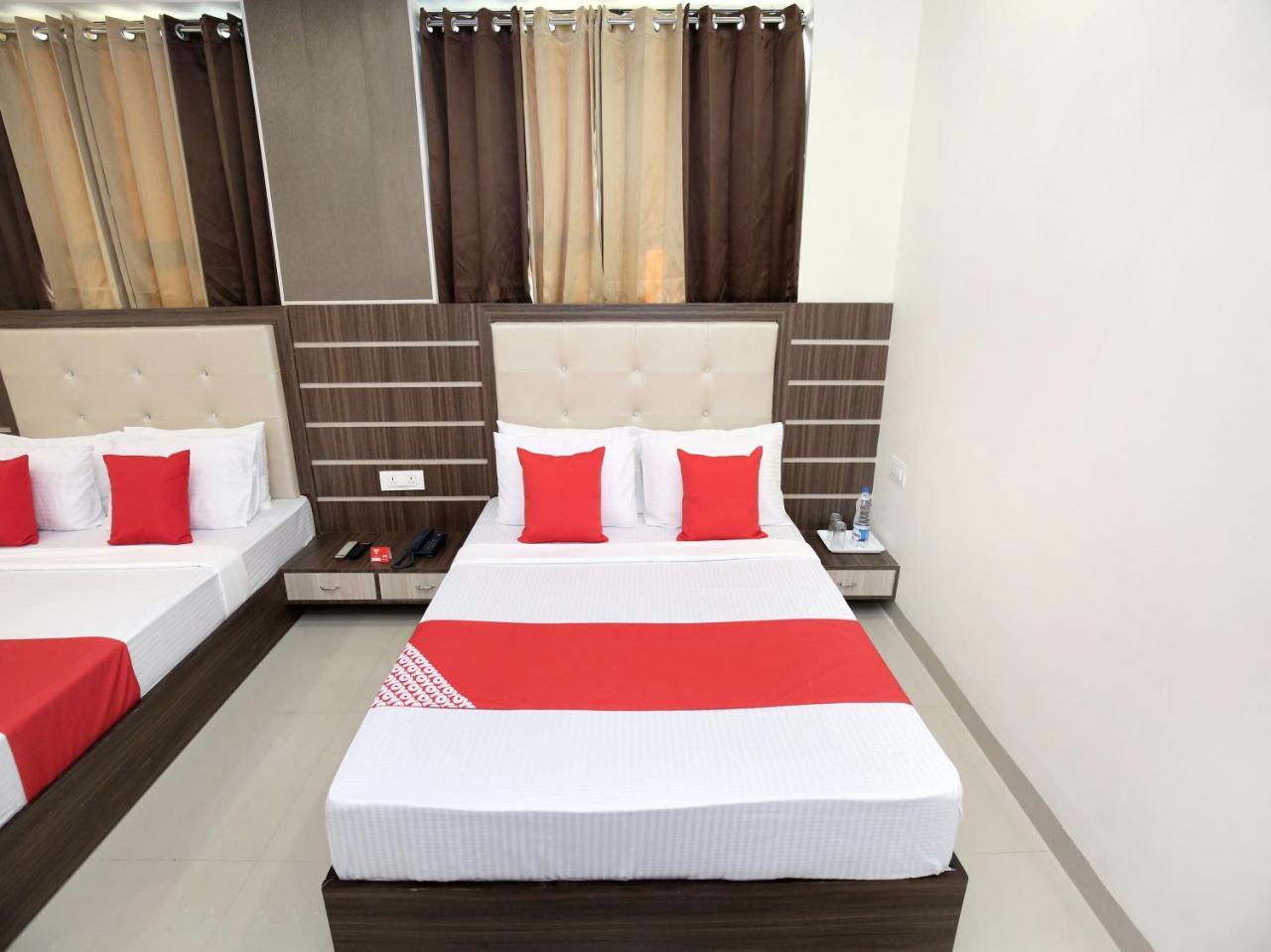 Oyo 12354 Hotel Sangreela Amritsar Eksteriør bilde