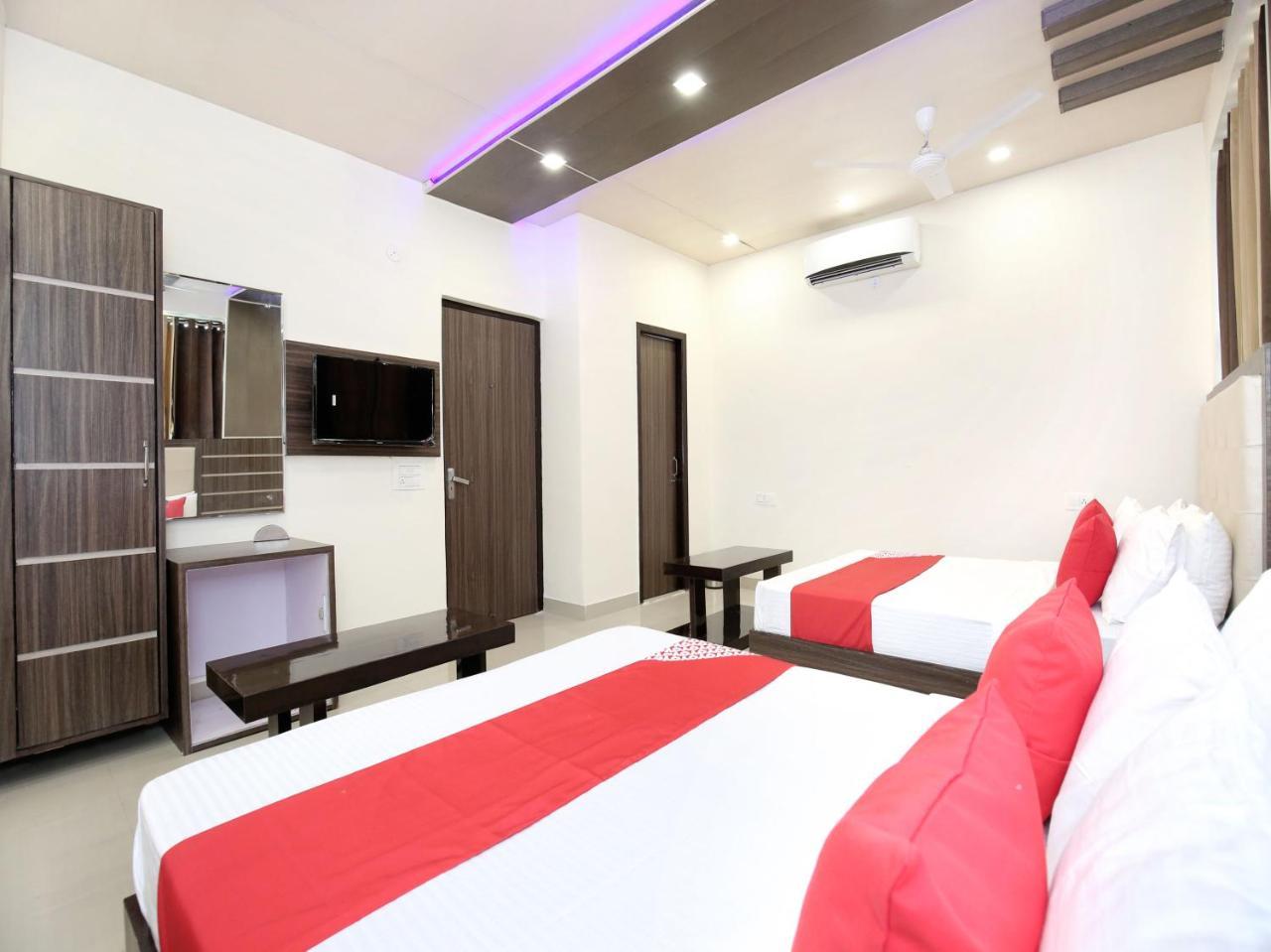 Oyo 12354 Hotel Sangreela Amritsar Eksteriør bilde