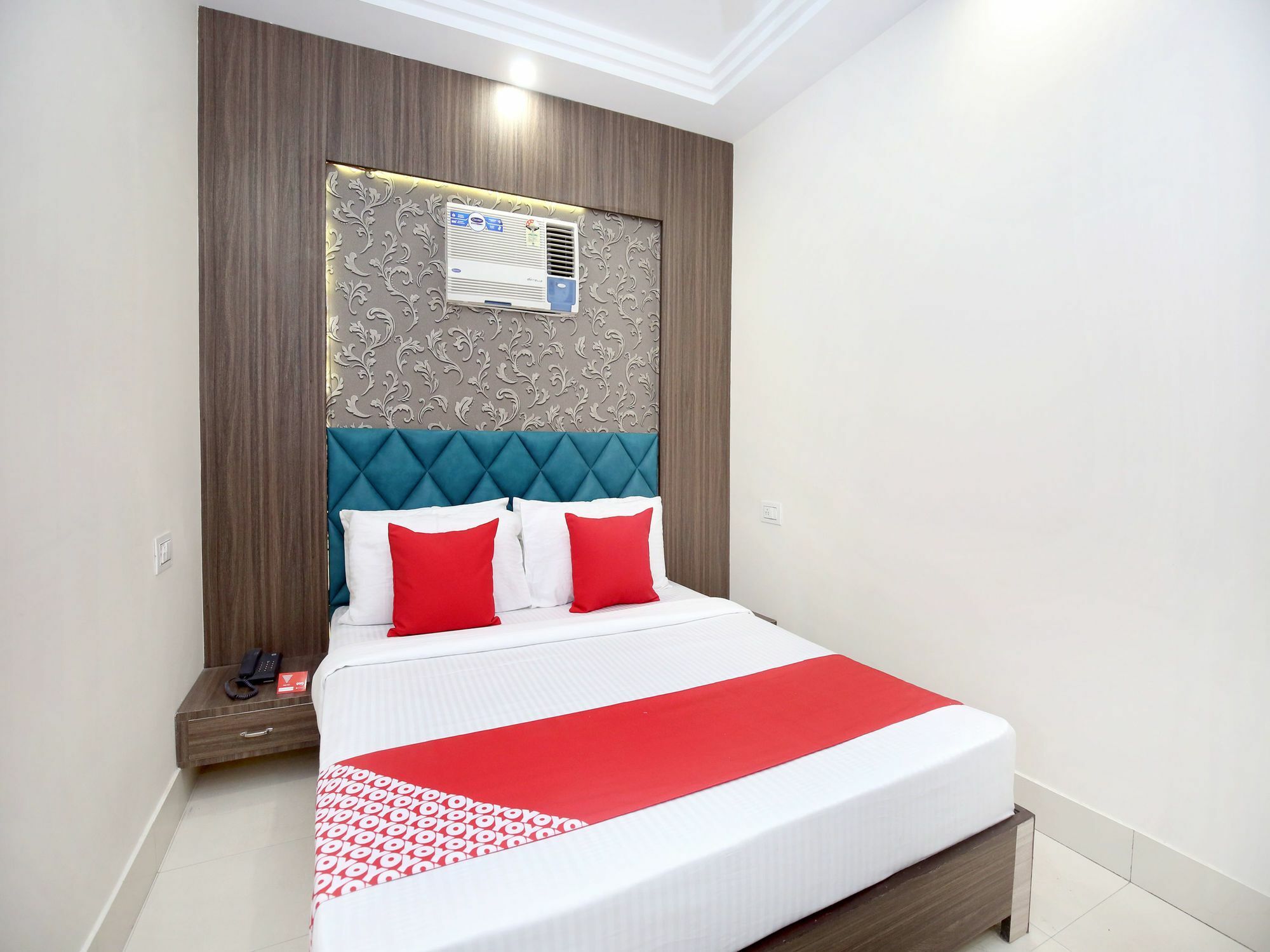 Oyo 12354 Hotel Sangreela Amritsar Eksteriør bilde